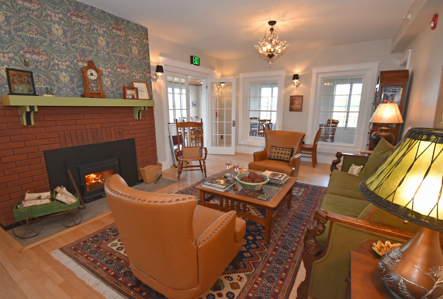 parlor room at sleeping bear inn