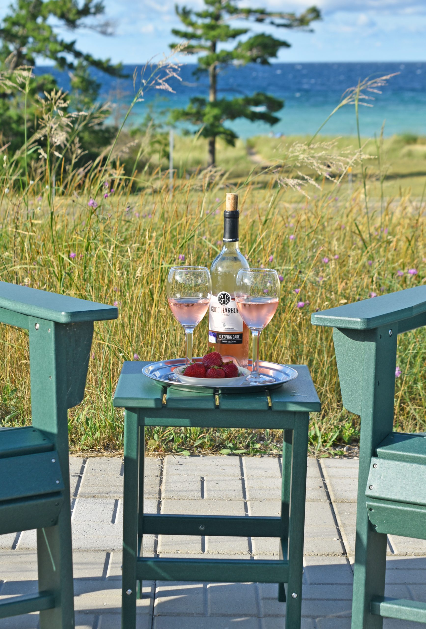 sit in the knoll chairs with view of glen haven